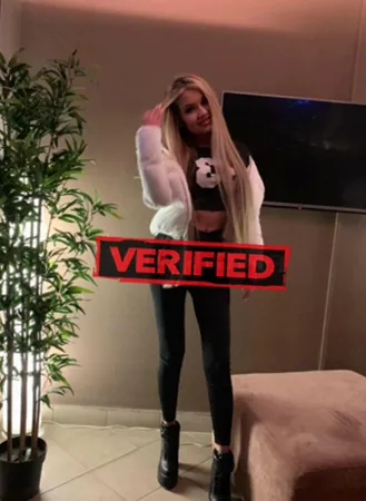 Amy Titten Finde eine Prostituierte Pommelsbrunn